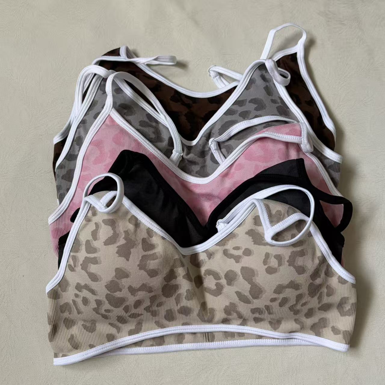 Logo Women's Beautiful Back Ga - Yoga Fitness Logo Design 评论和价格
